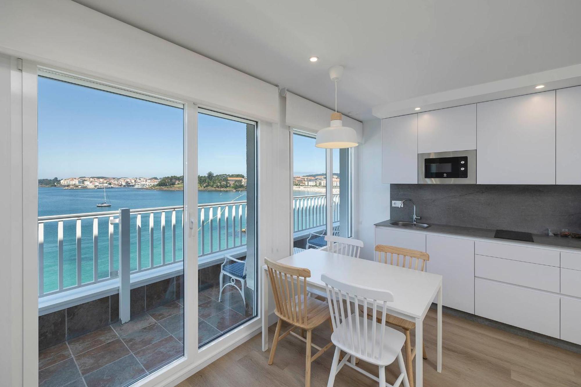 Apartamentos Rotilio Sanxenxo Bagian luar foto